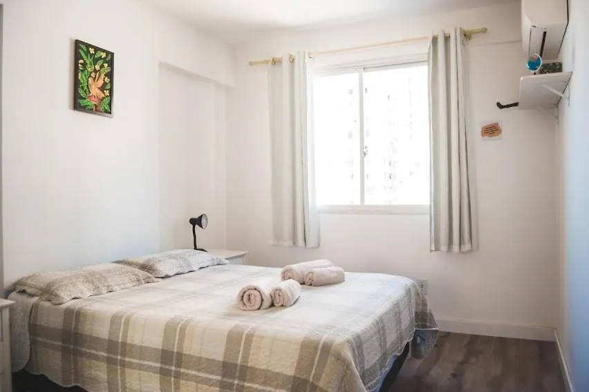 Belo Apartamento Compartilhado Beira Mar No Centro De Bc Balneário Camboriú