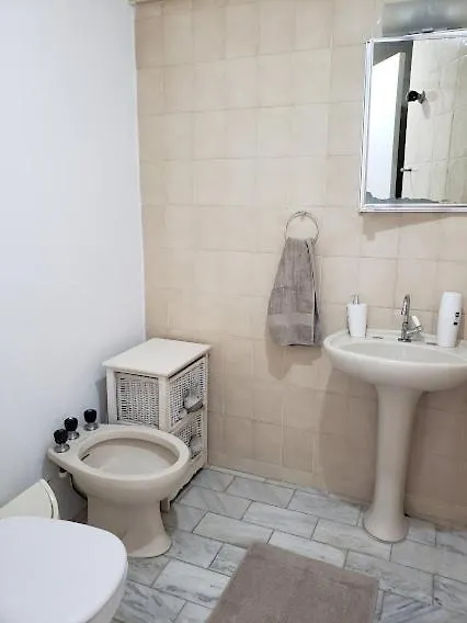民宿 Belo Apartamento Compartilhado Beira Mar No Centro De Bc Balneário Camboriú